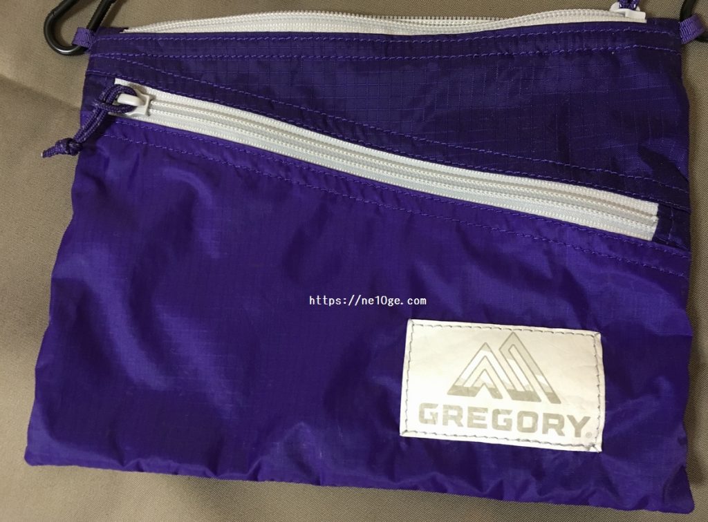 グレゴリー サコッシュ GREGORY SACOCHE パープル アップで撮った写真