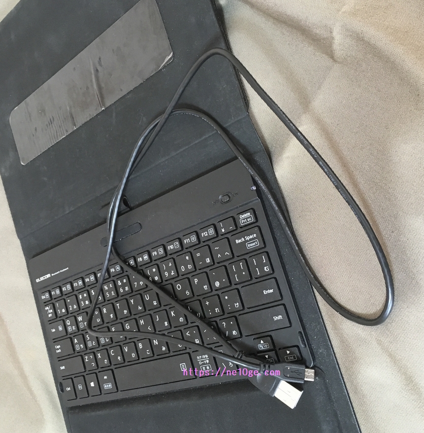 エレコム ワイヤレスキーボード iPad用 TK-CAP01IBK USB充電です