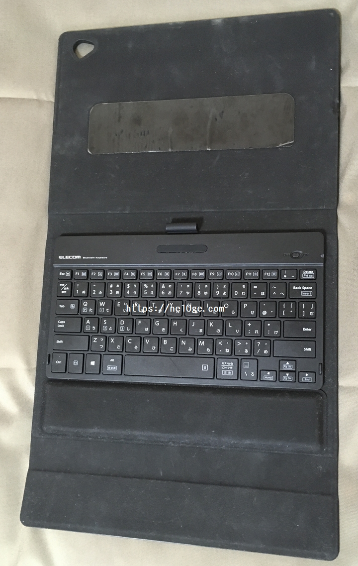 エレコム　ワイヤレスキーボード　iPad用　 TK-CAP01IBK　展開した写真
